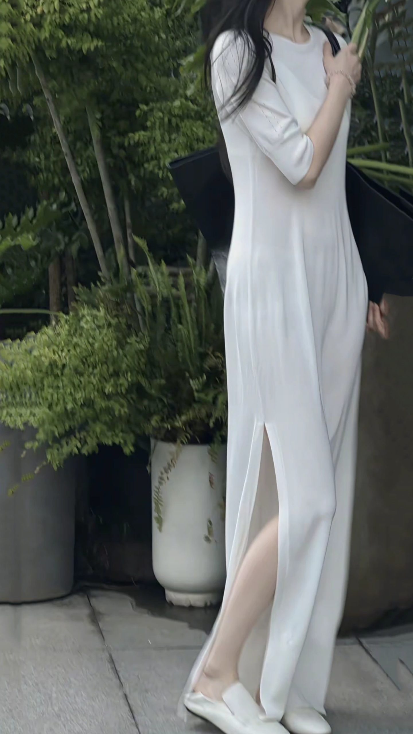 Slimming Blend Knit Dress with Slit - Image 2