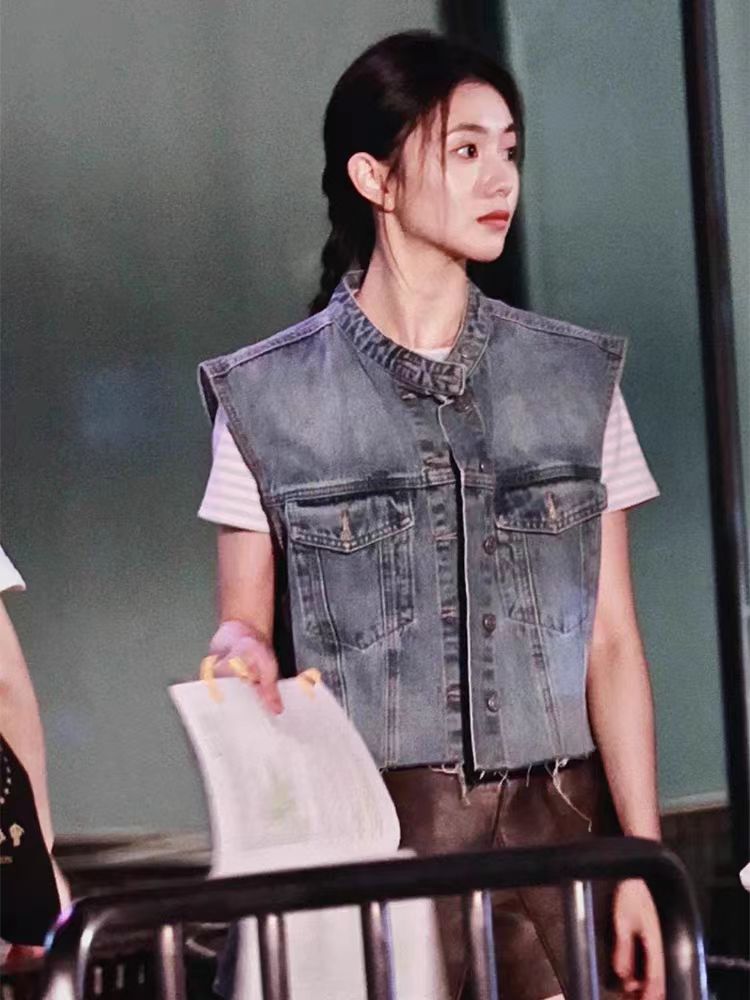 Women's Denim Vest Sleeveless Short Button-Up Top - Image 3